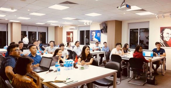 Nghịch lý trong các lớp học & Những con người trân trọng kiến thức